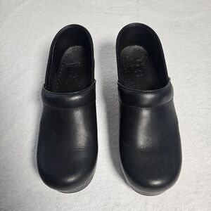 Dansko Black Leather Clogs Size 39